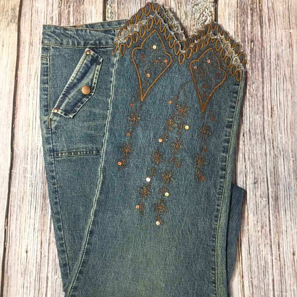 Jazzie Woman Plus Size Embellished Jeans 20W